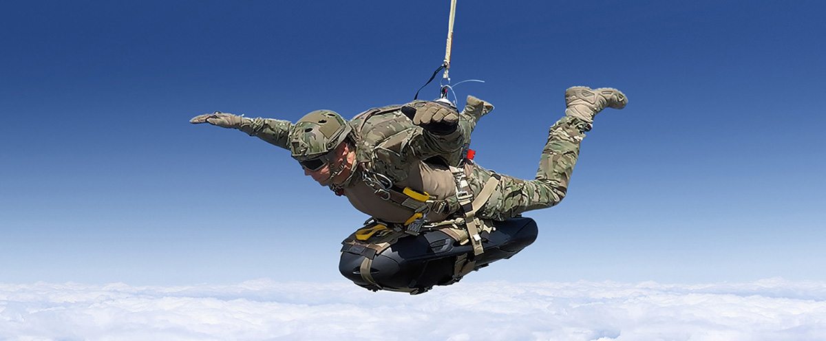 Despliegue en paracadas del scooter (Rotinor).